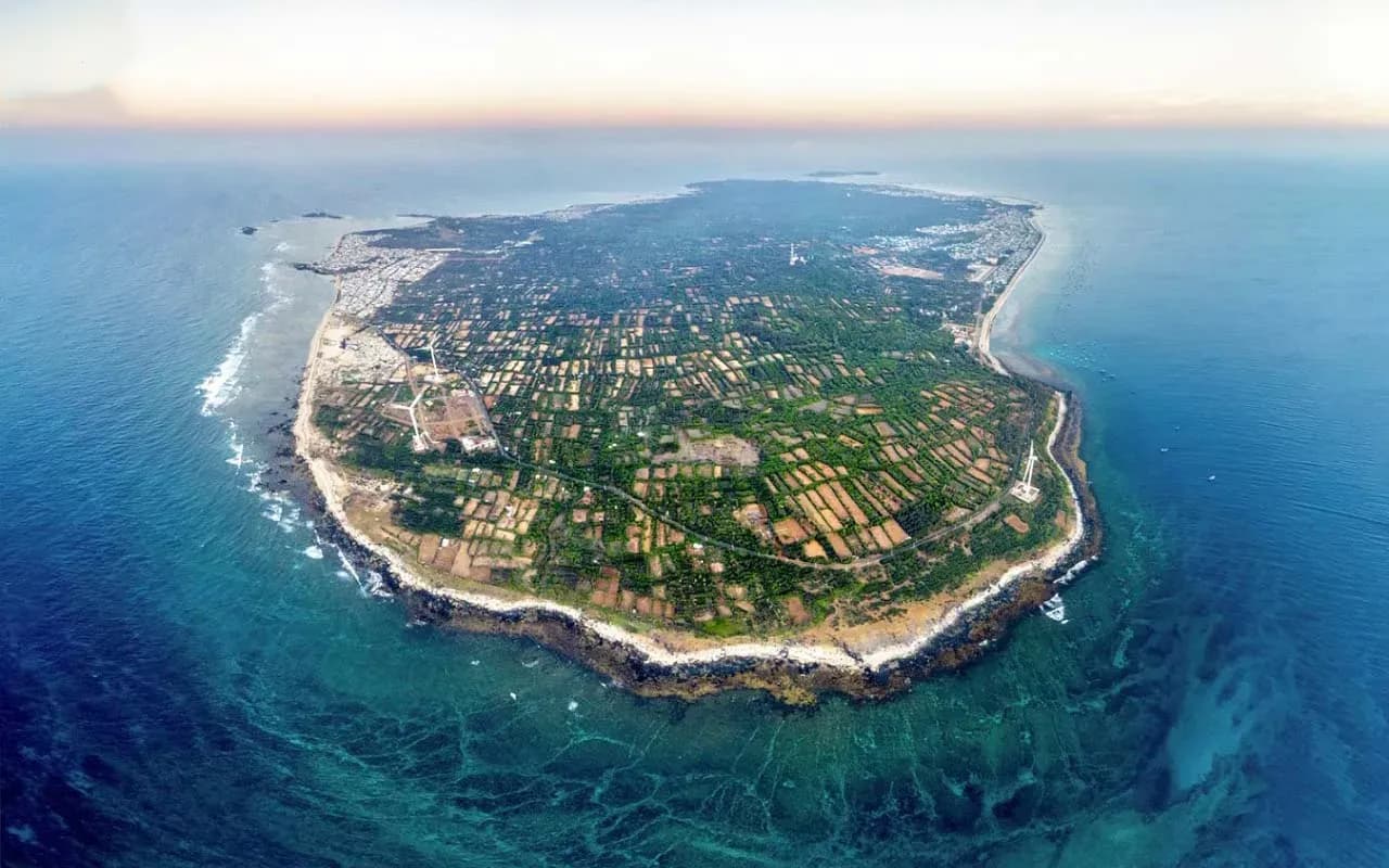 Phu Quy Island from above
