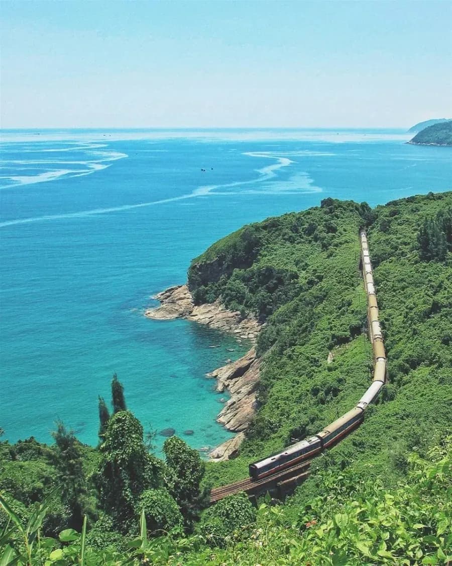The Most Beautiful Railway Route in Vietnam