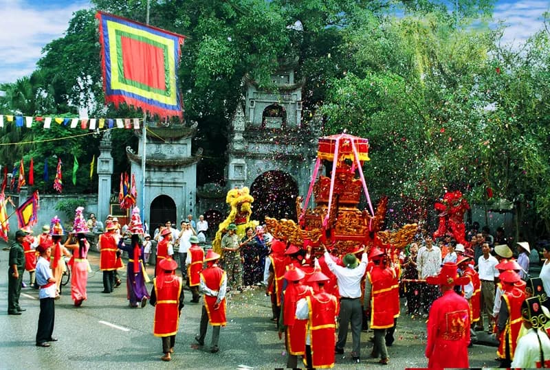 Den-Mau---Chon-linh-thieng-noi-Pho-Hien--Hung-Yen_images1051599_1.jpg