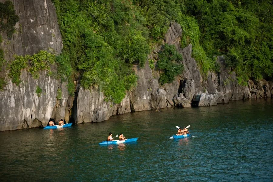 Kayaking Ha Long Bay