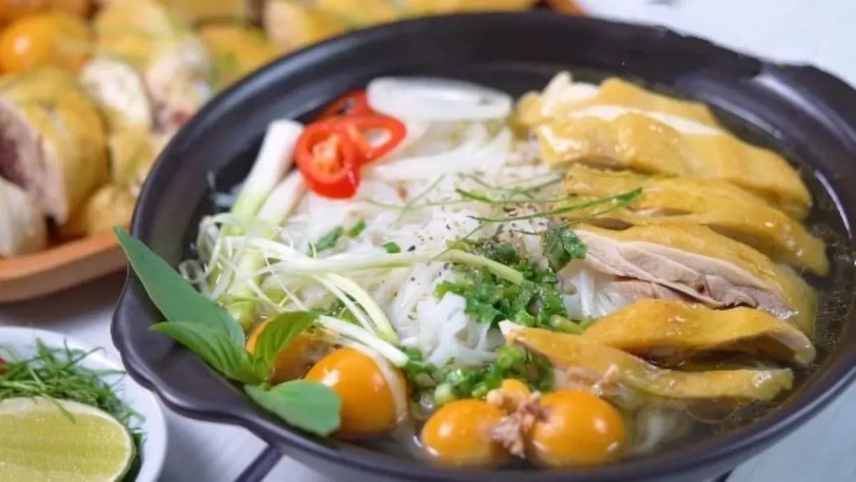 Hanoi Chicken Pho