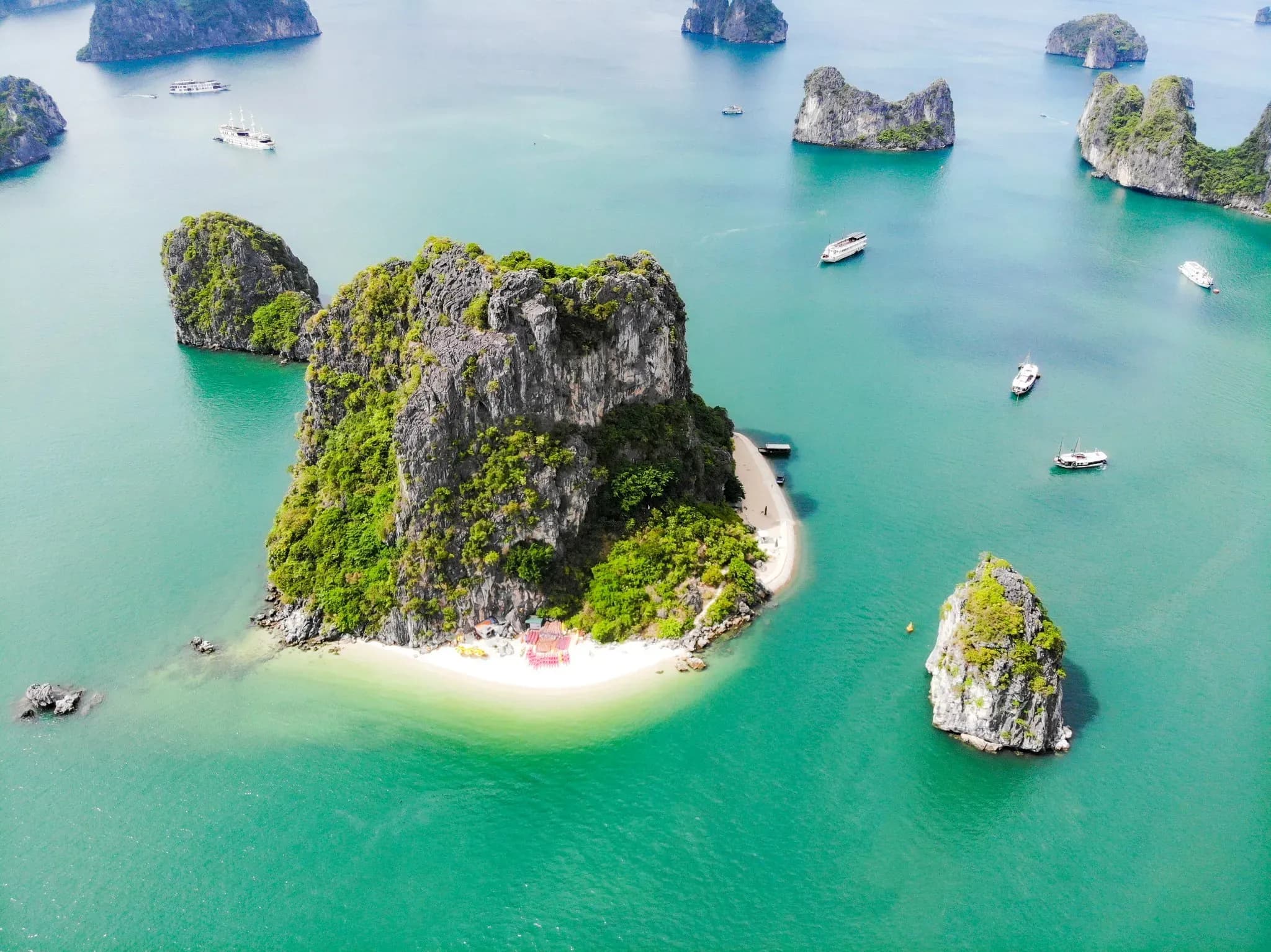 Ha Long Bay