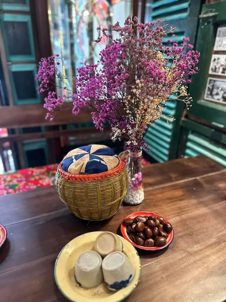 CAFE BAO CẤP SAPA -16c PHỐ CẦU MÂY