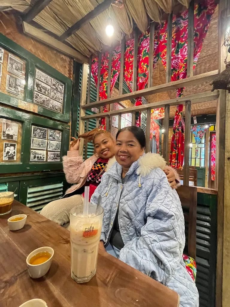 CAFE BAO CẤP SAPA -16c PHỐ CẦU MÂY