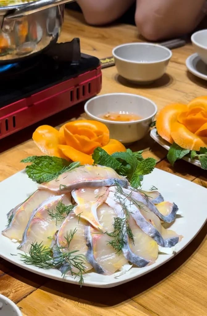 Chợ Tình Quán - 63D Fansipan, Sapa