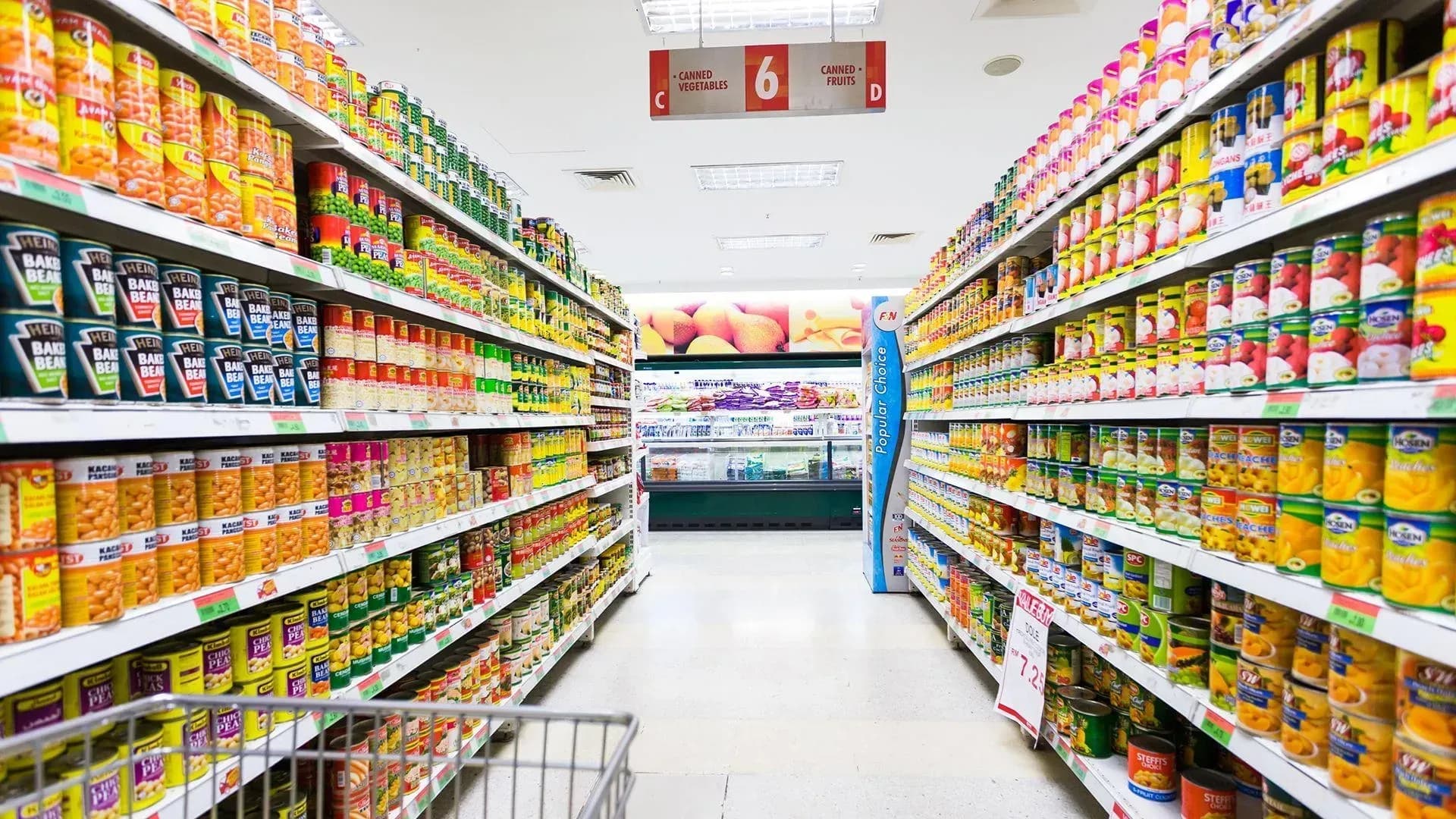 What is a consumer? How are consumer rights regulated in the Law on Consumer Protection 2023?