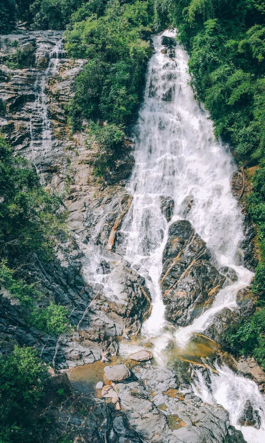 cu-lao-thac-noi-thu-thach-ban-than_trekking Cù Lao Thác 3.jpg