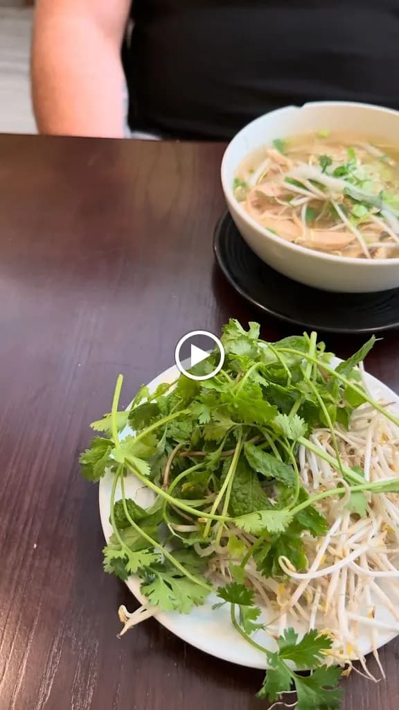 De Tham Restaurant - Vietnamese cuisine & vegetarian Food