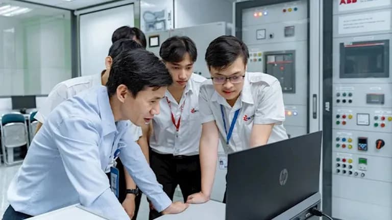 What technologies are encouraged to be transferred in Vietnam?