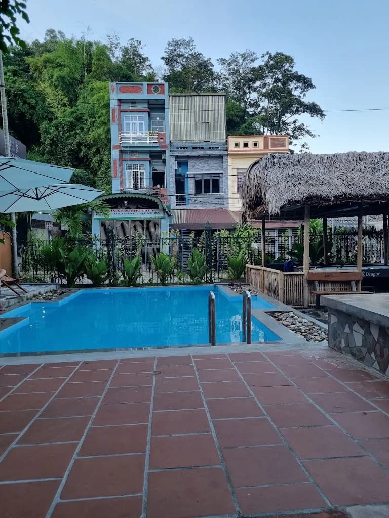 Ha Giang Odyssey Hostel, Tours & Motorbikes Rental