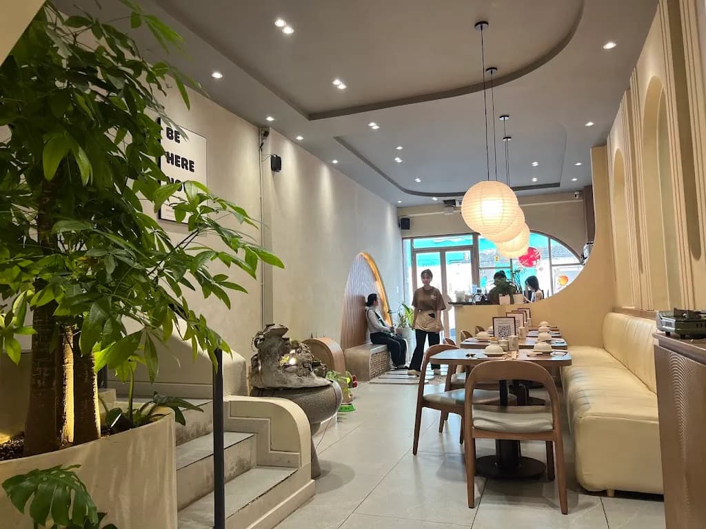 HAPPY PLACE - Ẩm Thực Chay Và Trà Đài Loan | Nhà Hàng Chay Quận 1