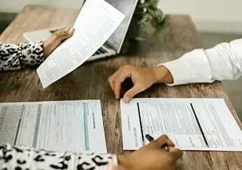 What is a health insurance dispute and how is it resolved?