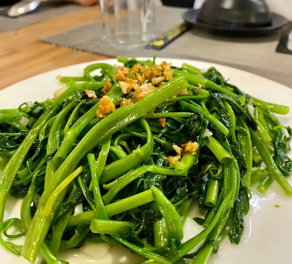 Huyền Hương Cơm Bắc, Cơm Niêu Restaurant 후엔흐엉 북부밥 및 나짱 뚝배기밥