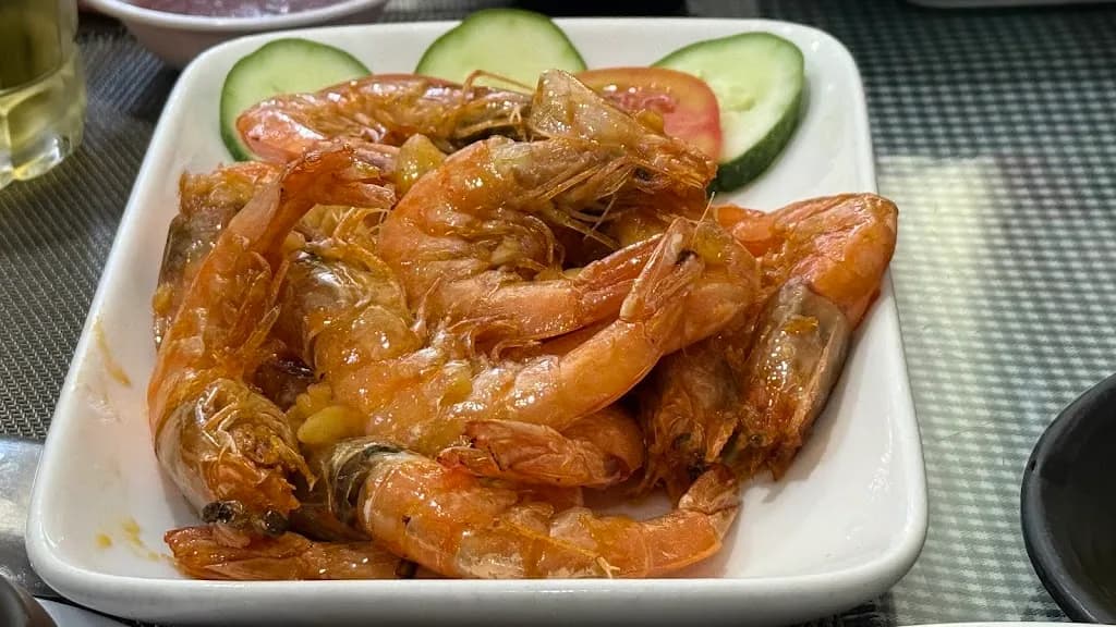 Huyền Hương Cơm Bắc, Cơm Niêu Restaurant 후엔흐엉 북부밥 및 나짱 뚝배기밥
