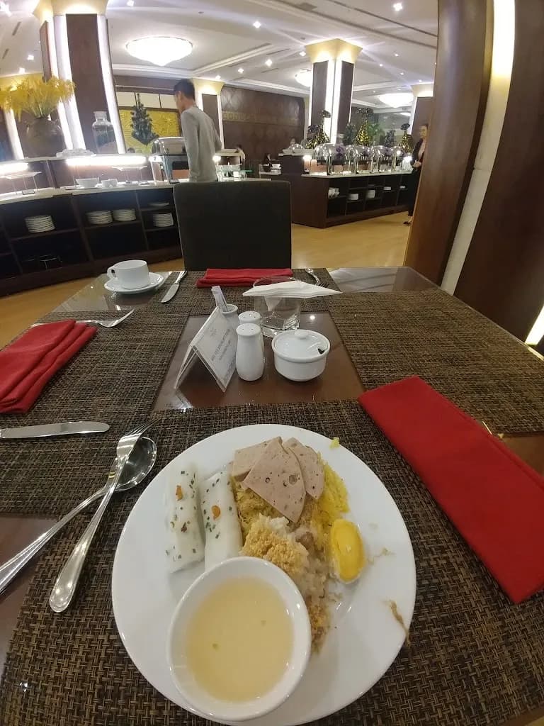 Khách sạn Mường Thanh Luxury Sông Lam