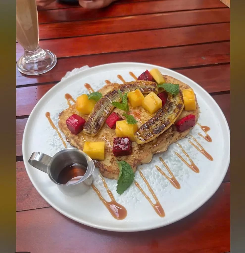 Phong Nha Coffee Station & Restaurant