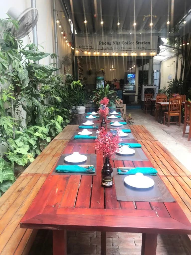 Phong Nha Coffee Station & Restaurant