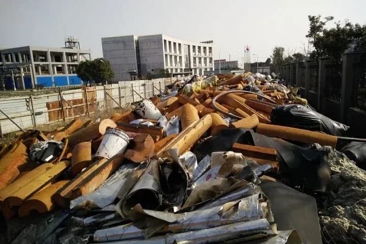 Regulations on the treatment of common industrial solid waste