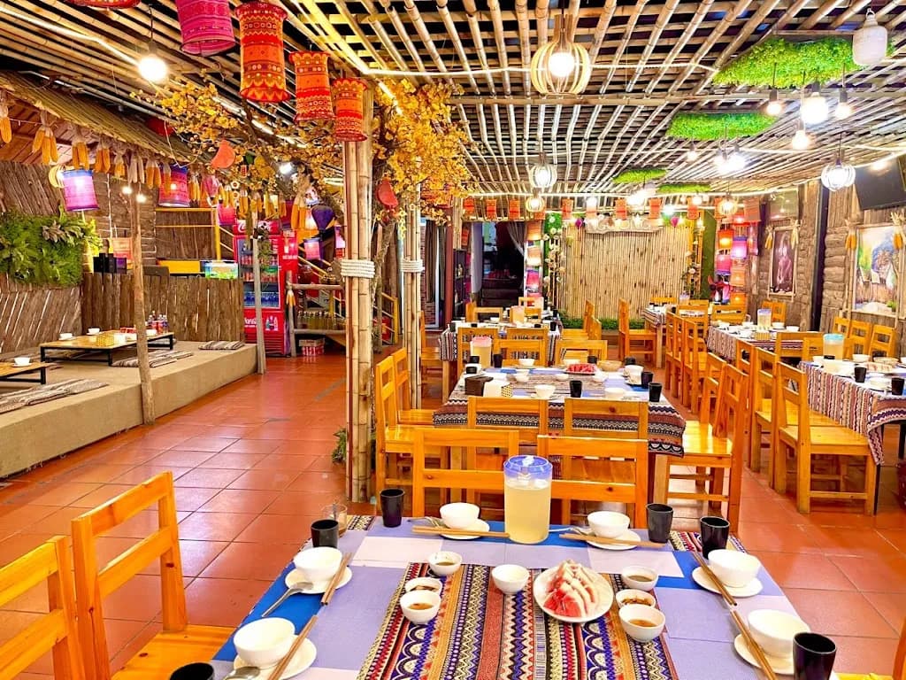 Sapa Emotion Restaurant (Nhà hàng Ngư Ông)
