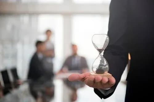 Notice of temporary suspension of business in Private Enterprise