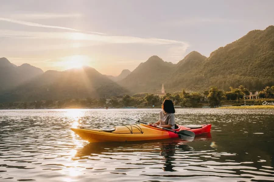 Kayaking on Son River - a poetic and peaceful branch of Gianh River in Quang Binh province