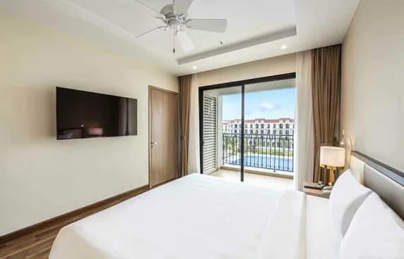 Standard Pool View Double Room - VinHolidays Fiesta Phu Quoc