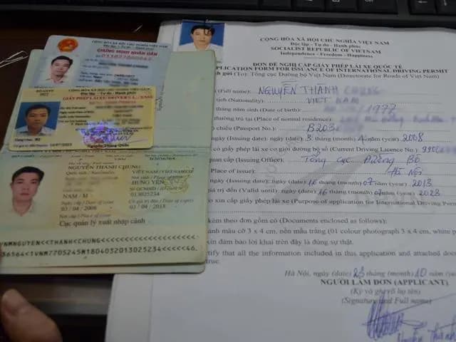 What are the conditions for foreigners in Vietnam to take a driving test? 1