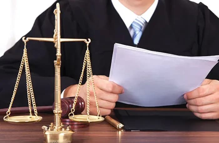 Which court has jurisdiction to resolve labor disputes involving foreign elements in Vietnam today?