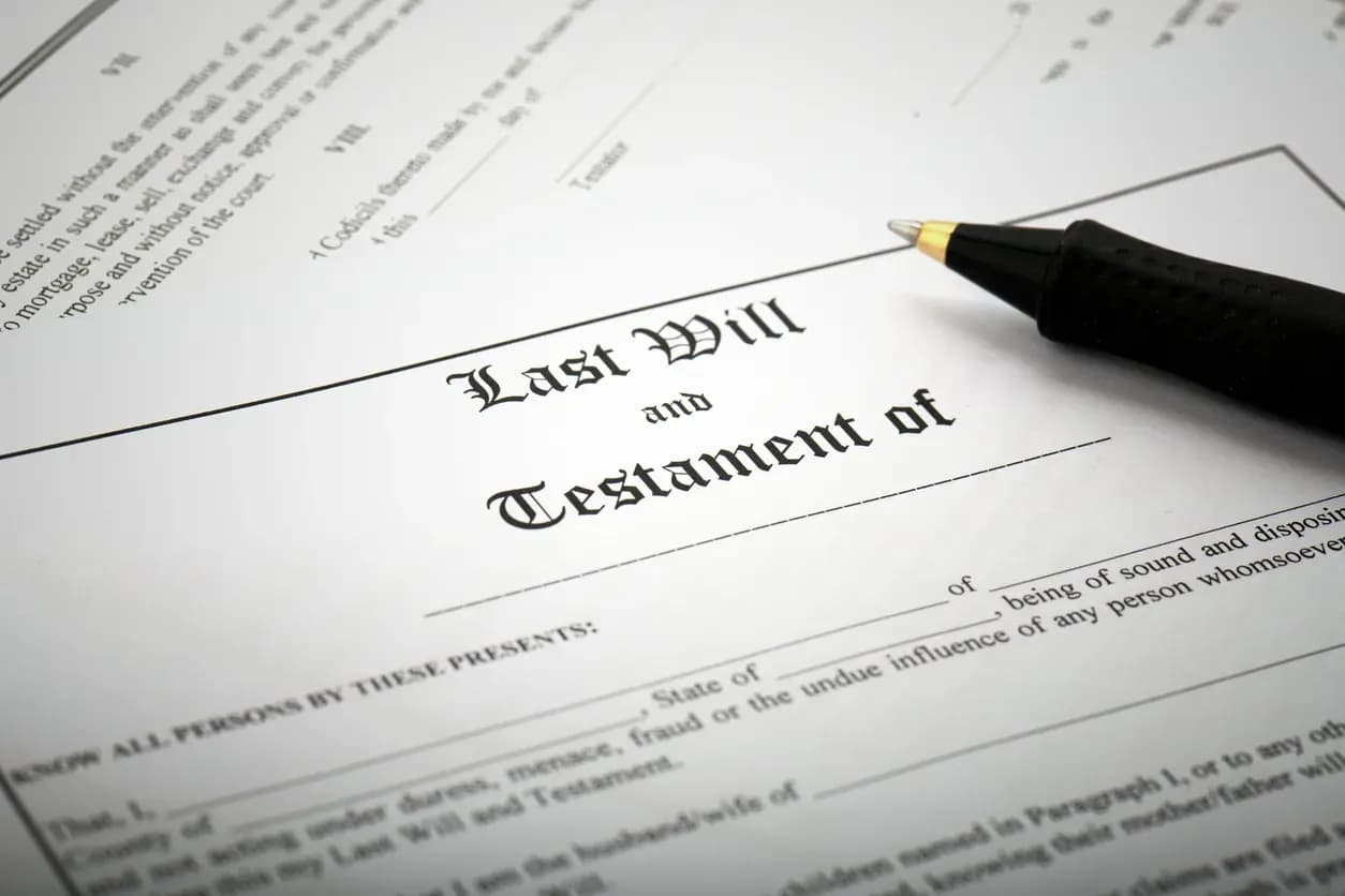 What is a will with foreign elements according to Vietnamese law?