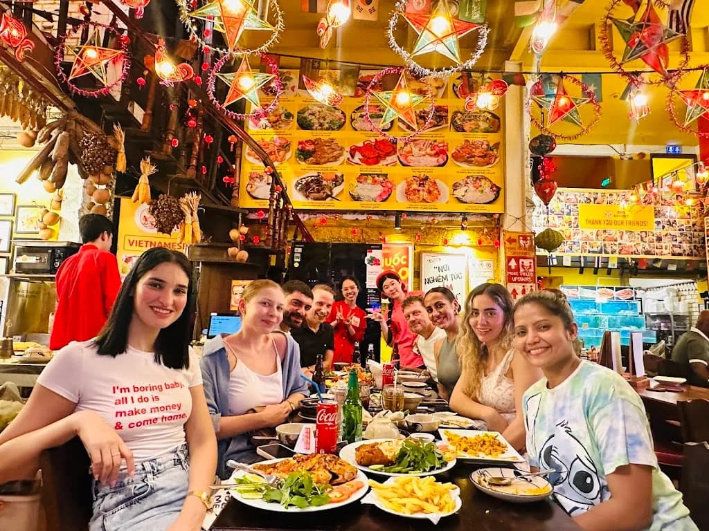 Nhà Hàng Lúa Đại Việt