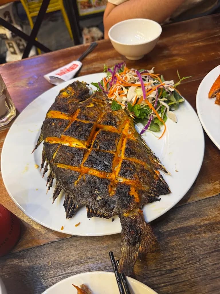 Nhà Hàng Lúa Đại Việt