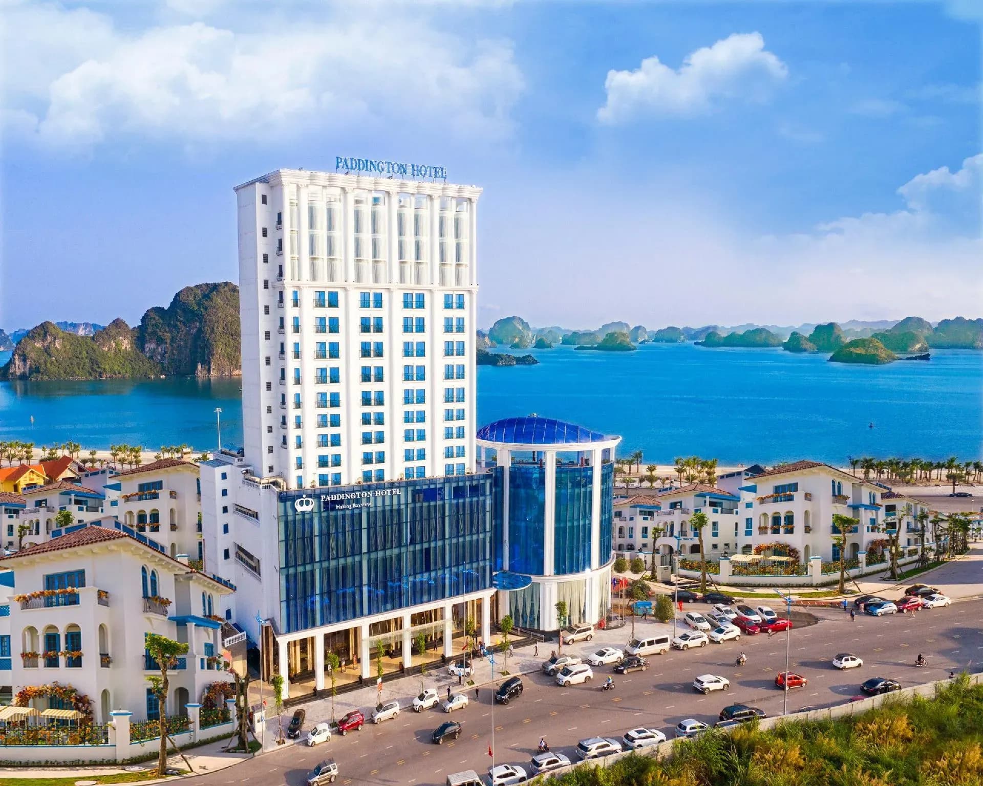 Paddington Halong Bayview Hotel is centrally located in Ha Long, near the famous Halong Bay.