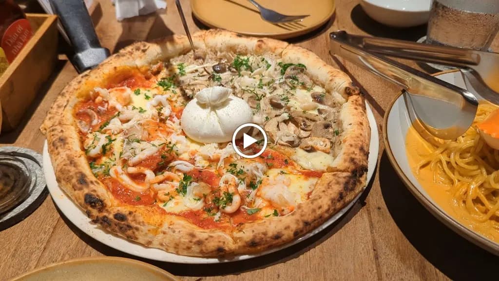 Pizza 4P's Ben Thanh