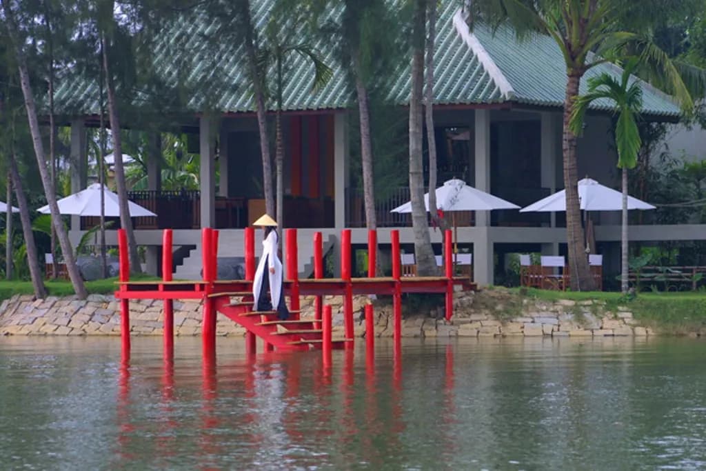 Red Bridge Cooking School, Restaurant, and Villa - Hoi An Riverside