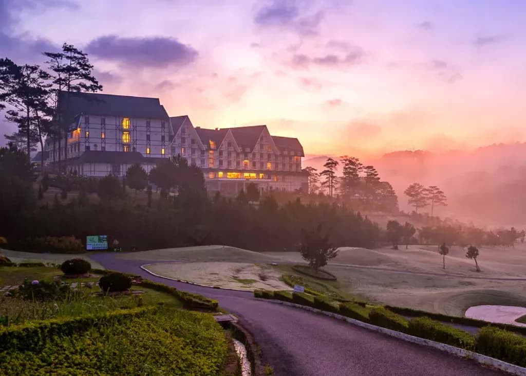 Enchanting sunrise view at Swiss Belresort Tuyen Lam.