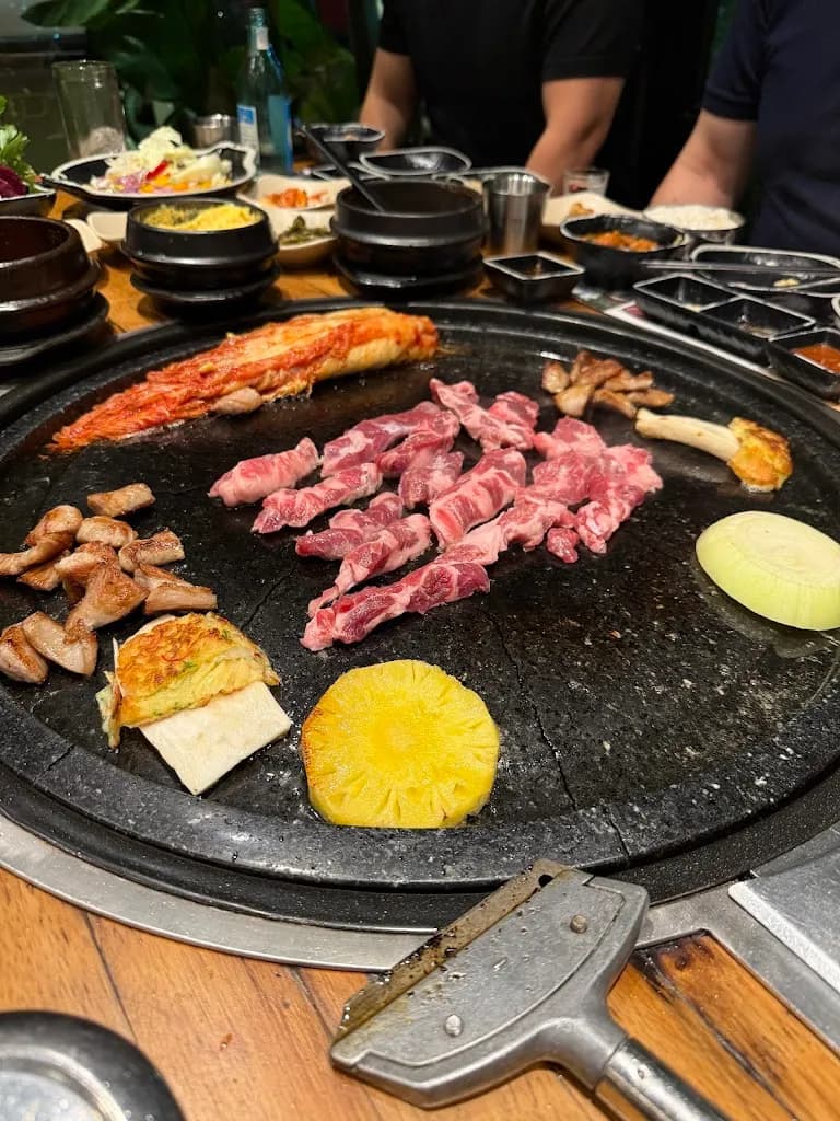 Golden Meat House