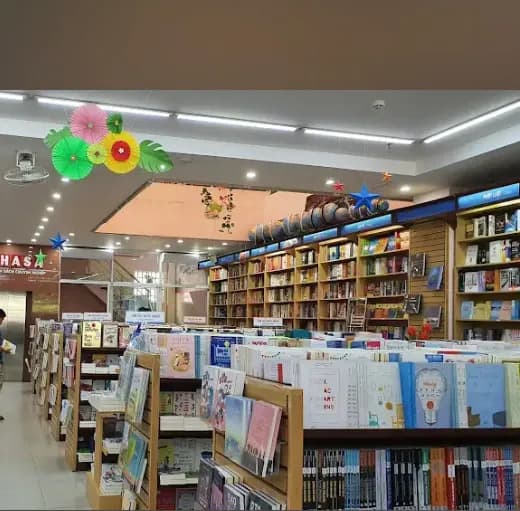 Nhà Sách Tân Bình