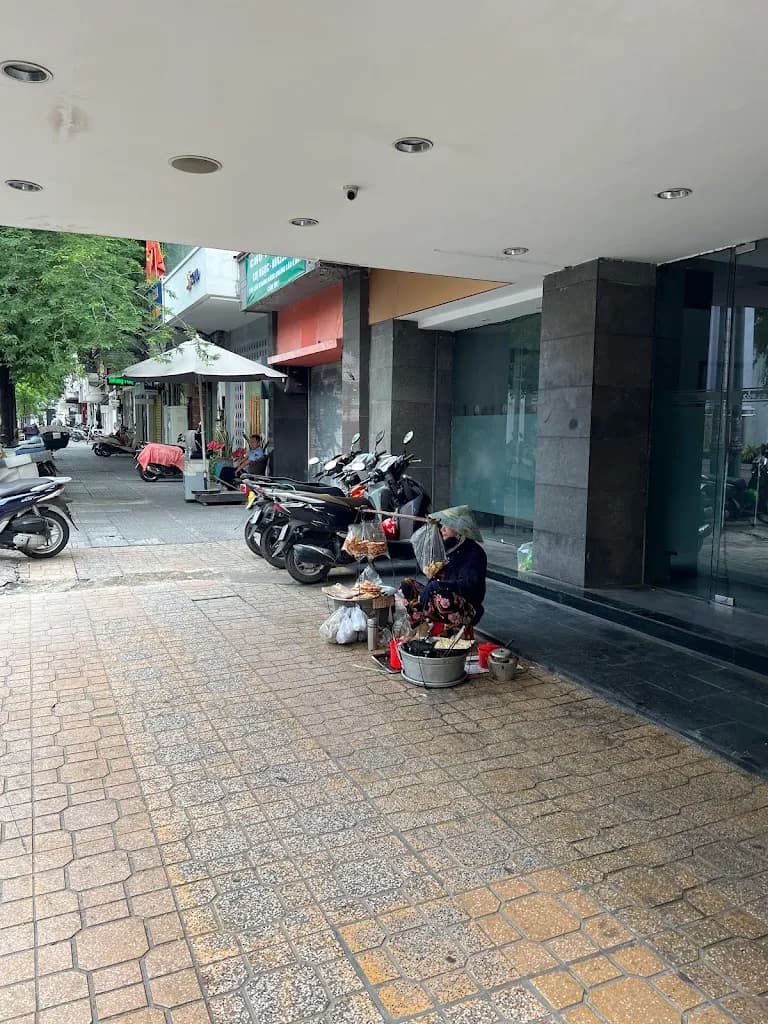 Norfolk Hotel, Saigon
