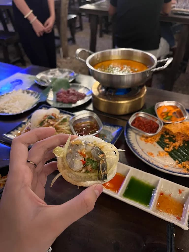 Sỏi Thái in Saigon