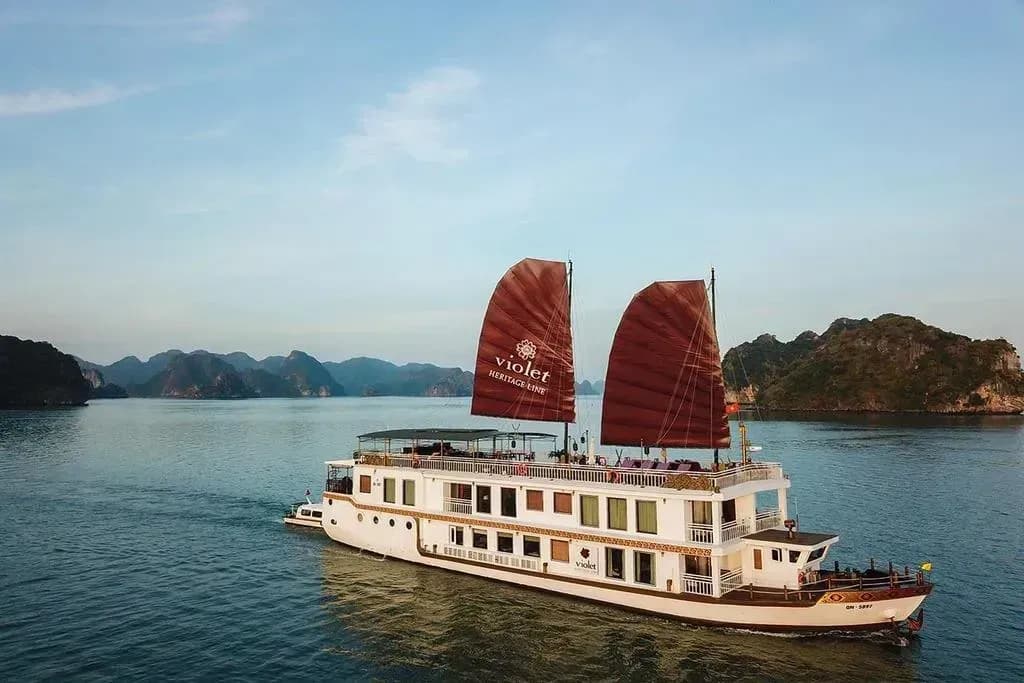 Luxury Experience on Violet Cruise in Ha Long Bay