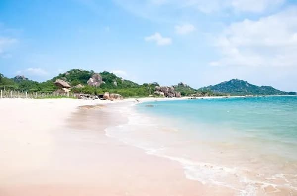 Hot--Kinh-nghiem-du-lich-bien-Hai-Hoa-phien-ban-moi-nhat_du-lich-bien-hai-hoa-1(2).jpg