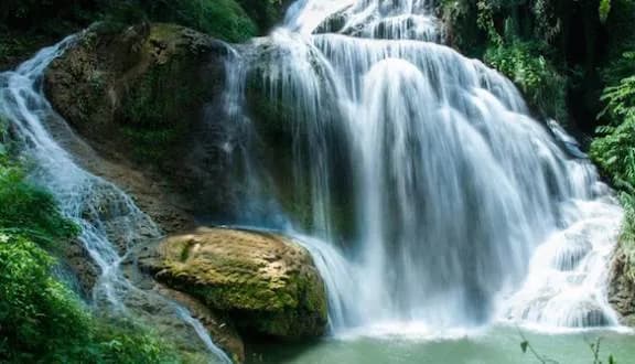 Kham-pha-Thac-Dau-Dang---Dong-thac-chay-dep-bac-nhat-tai-Bac-Kan_R.jpg