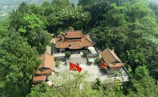 Le-hoi-Den-Mau-Au-Co-va-Tin-nguong-tho-Mau-Au-Co--Net-van-hoa-_resize_images5749070_15.jpg