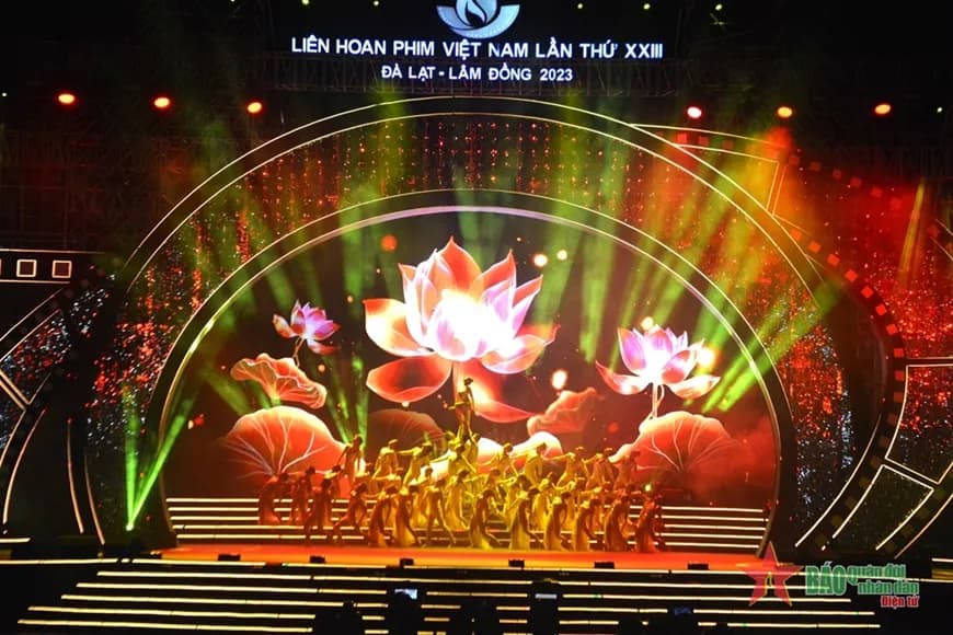 Lien-hoan-phim---Wikipedia-tieng-Viet_dsc_0805.jpg