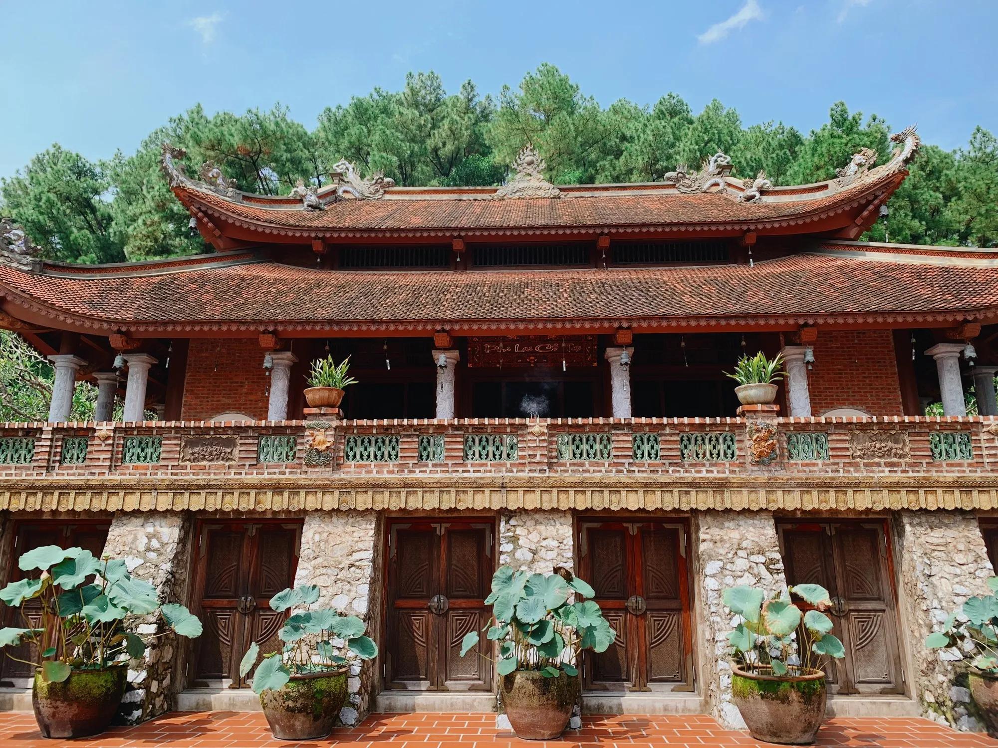 Top-25-dia-diem-du-lich-Ha-Nam-cuc-hap-dan-cho-ban-kham-pha_z37444522272552a7989795ca3425b784cb7b382119b7a-1-16641878253781416425921.jpg