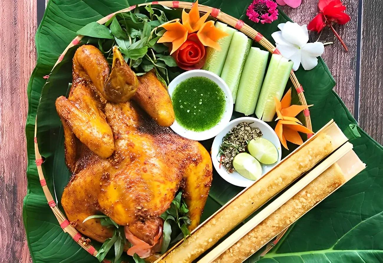 banh-mi-viet-nam-wikipedia-tieng-viet_Ga-nuong-Nha-Trang-2_1696057174.webp