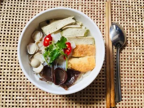 banh-mi-viet-nam-wikipedia-tieng-viet_to-pho-chay-thuo-kho-ngheo-16697263107441207055902.webp