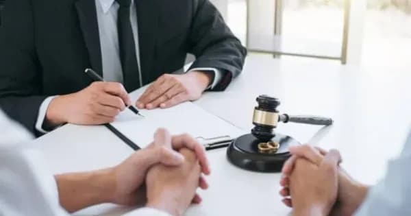 Some notes when choosing the method of resolving labor disputes with foreign elements through Vietnamese Courts