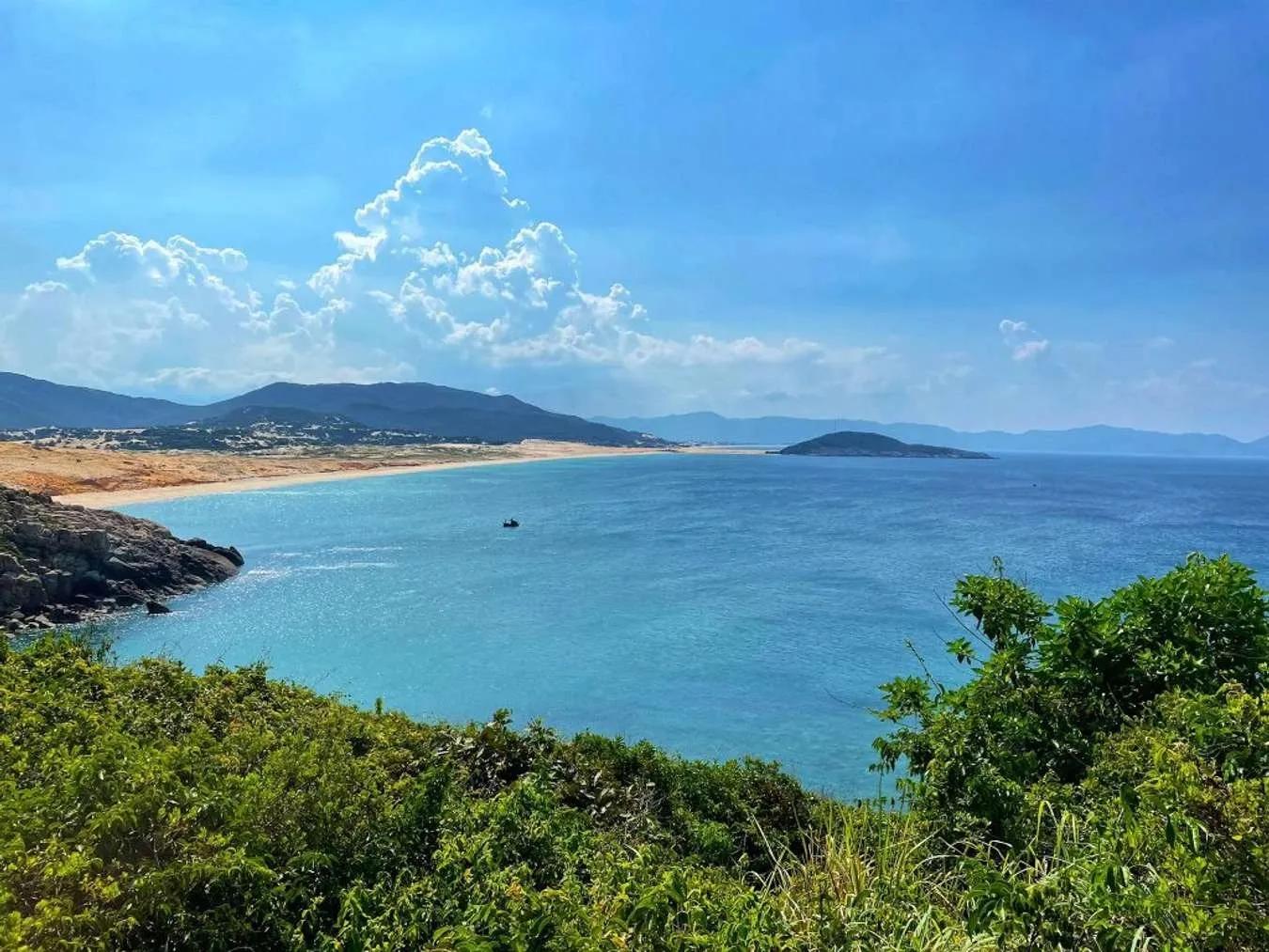 huong-dan-chi-tiet-du-lich-mui-doi-nha-trang_Mũi Đôi - Cực Đông 3.jpg