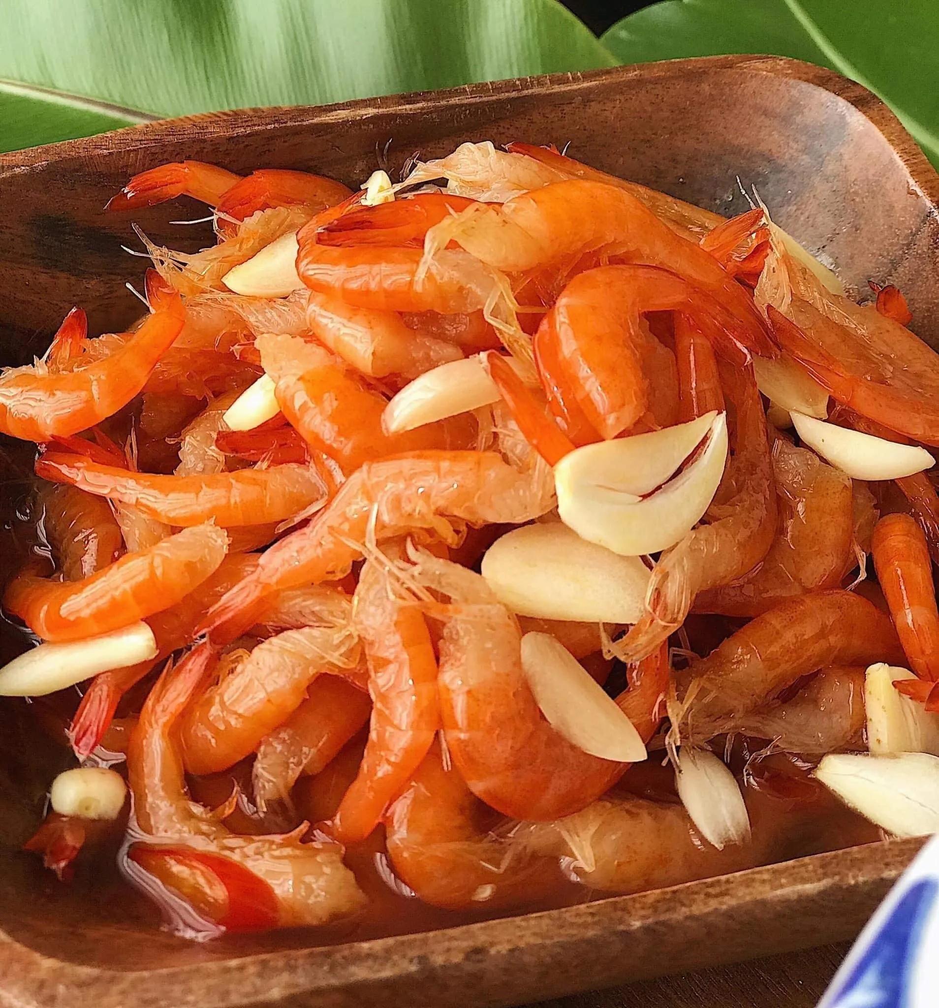 mam-tom-chua-hue-cach-an-dia-chi-thom-ngon-nuc-tieng_Mắm tôm chua Dì Cẩn Đà Nẵng 2.jpg